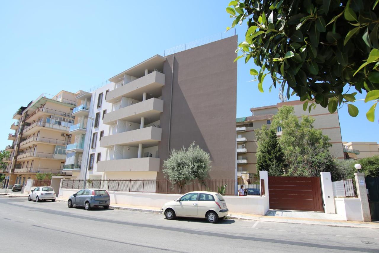 Sikelika Apartment Сиракуза Екстериор снимка